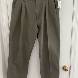 Woolrich Men’s Pleated Twill Pants Sz 42 Green Cotton Heritage Workwear Casual